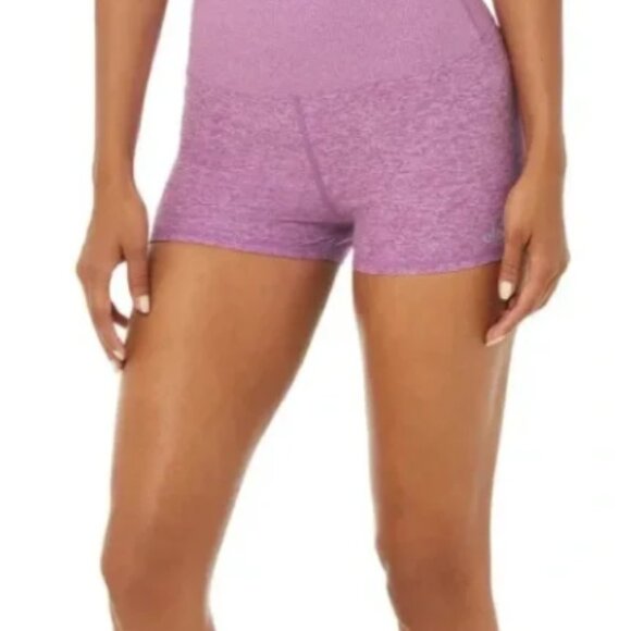 ALO Yoga Pants - Alosoft Aura Short in Electric Violet Heather - Size XS